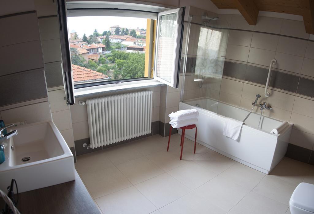 B&B Alba In Langhe Verduno Pokoj fotografie